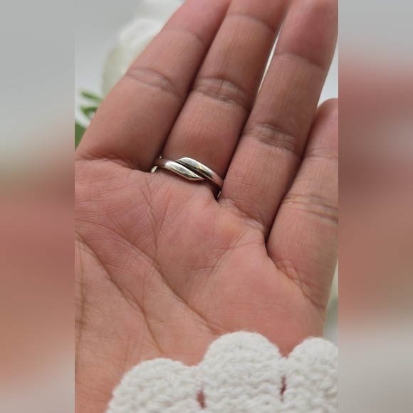 AMBROSIA STERLING SILVER RING - Picture 10 of 14